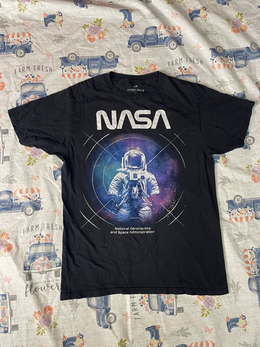 Hyper Space NASA Astronaut Spaceman In Space Graphic Tee Small